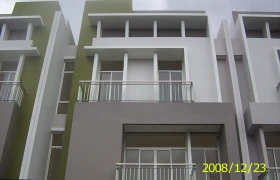 住房 Sumamrecon: Gading 8 Residence 2 000_5363